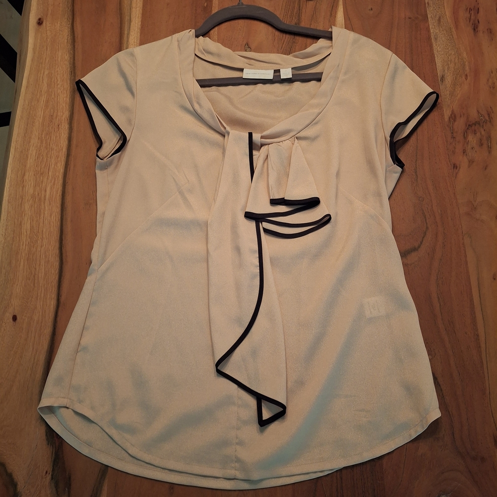 New York & Company Cream Blouse with Black Accents